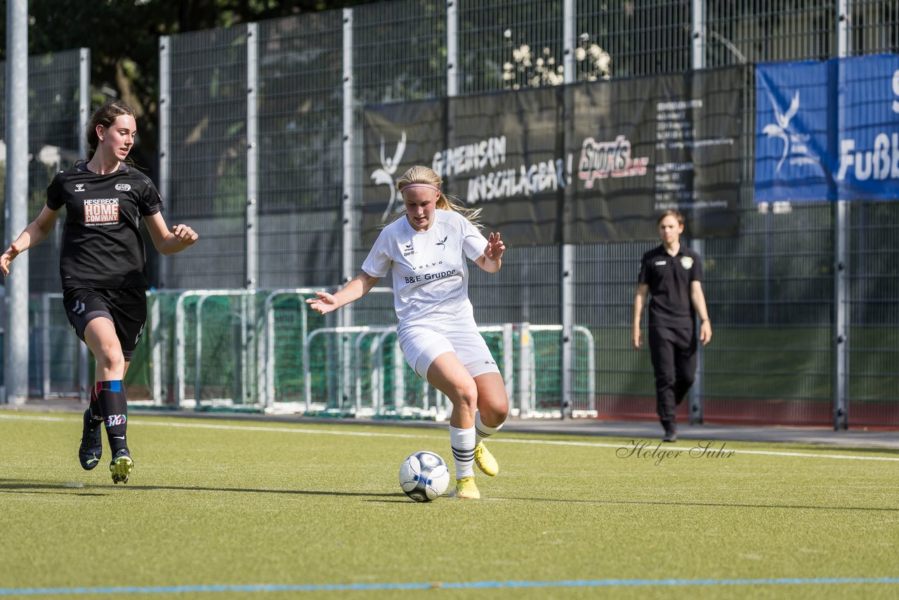 Bild 124 - wBJ Alstertal-Langenhorn - SV Henstedt-Ulzburg : Ergebnis: 4:1